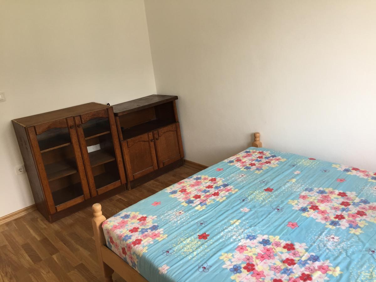 Apartment Apartments Asja Bar
